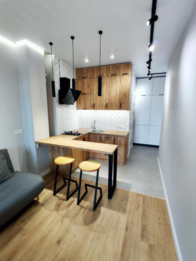 Wood Apartment Odesa Exterior photo